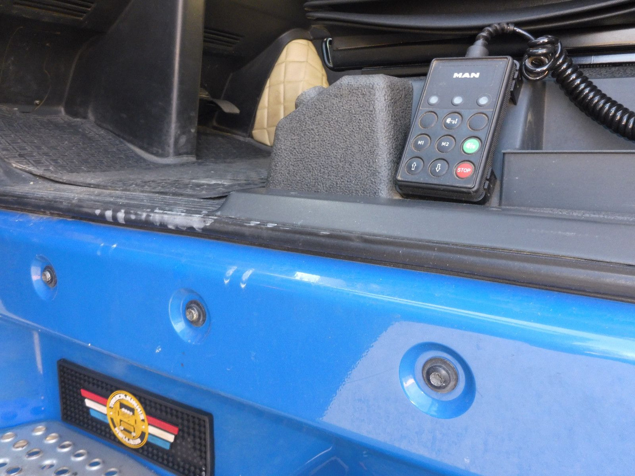 MAN TGX 18.440 Top Zustand Reifen 70 % grossesHaus - Tracteur routier: photos 5 MAN TGX 18.440 Top Zustand Reifen 70 % grossesHaus - Tracteur routier: photos 5