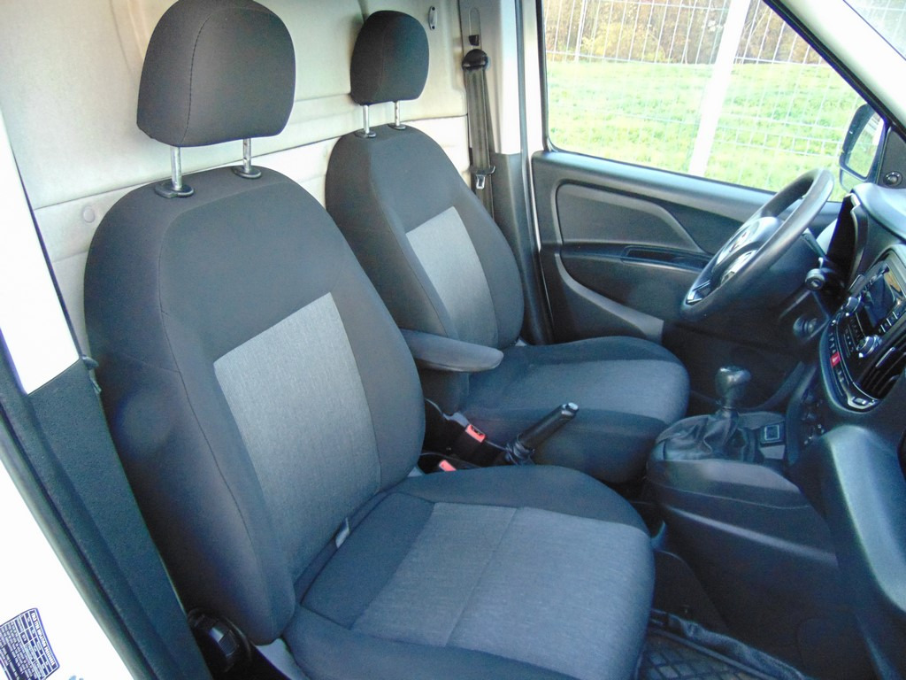 FIAT Doblo 1,6 MultiJet 105KM MAXI MAX en crédit-bail FIAT Doblo 1,6 MultiJet 105KM MAXI MAX: photos 16