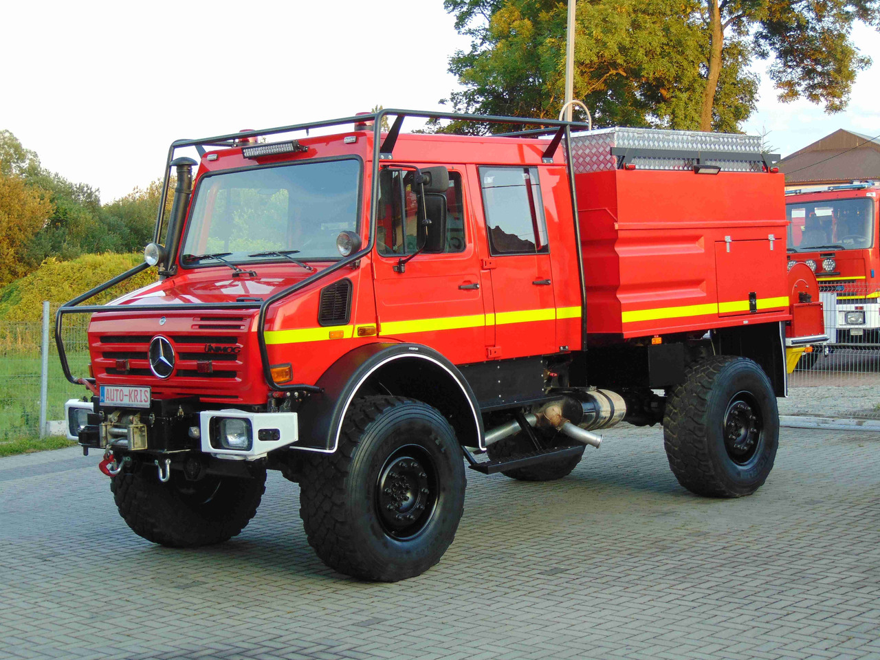 MERCEDES-BENZ Unimog U5000 4x4 DESAUTEL - 5000 WATER !!! - Camion de pompier: photos 1 MERCEDES-BENZ Unimog U5000 4x4 DESAUTEL - 5000 WATER !!! - Camion de pompier: photos 1