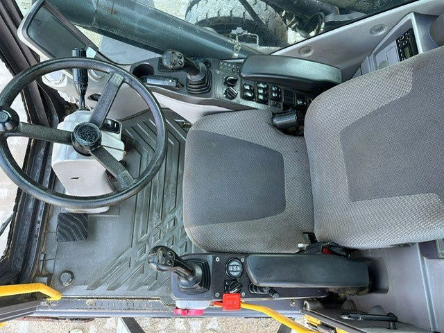 Volvo EW210D MH - Pelle de manutention: photos 4 Volvo EW210D MH - Pelle de manutention: photos 4