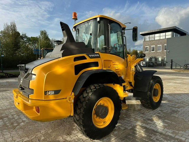 Volvo L45H - Chargeuse sur pneus: photos 2 Volvo L45H - Chargeuse sur pneus: photos 2