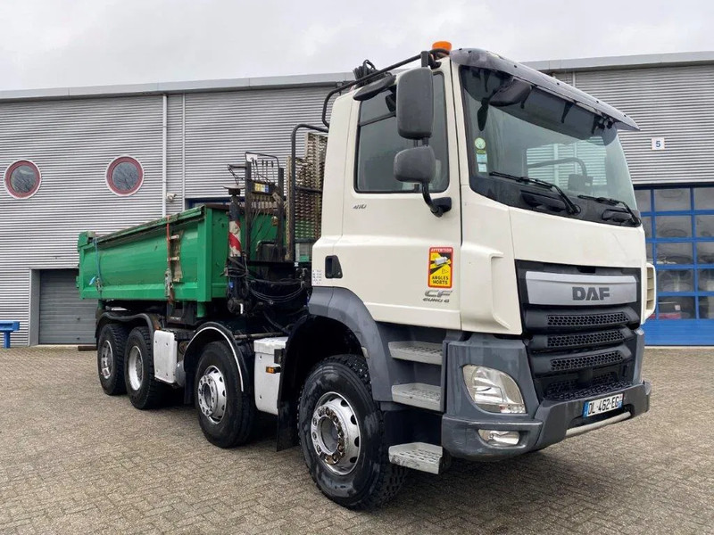DAF CF410 / 8X4 / BIG AXLE / FULL-STEEL /2 SIDE TIPPER/ ONLY:363247 KM / AUTOMATIC / EURO-6 / 2014 - Camion grue: photos 2 DAF CF410 / 8X4 / BIG AXLE / FULL-STEEL /2 SIDE TIPPER/ ONLY:363247 KM / AUTOMATIC / EURO-6 / 2014 - Camion grue: photos 2