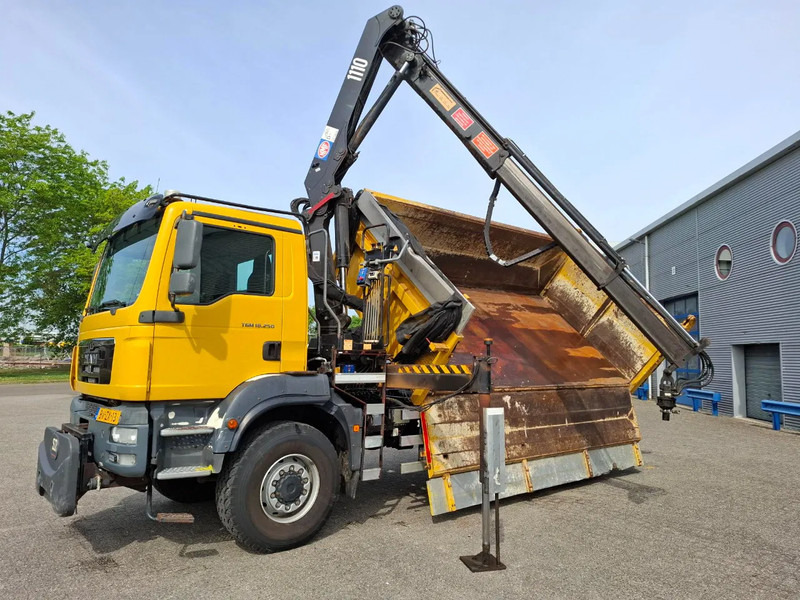 MAN TGM 18.250 / 4X4 / NL TRUCK / TUV:30-04-2026 / 118783 KM / HMF 1110 K2 / ROTATOR / GOOD TYRES / FULL-STEEL / DRUM BRAKES / MANUA - Camion benne, Camion grue: photos 2 MAN TGM 18.250 / 4X4 / NL TRUCK / TUV:30-04-2026 / 118783 KM / HMF 1110 K2 / ROTATOR / GOOD TYRES / FULL-STEEL / DRUM BRAKES / MANUA - Camion benne, Camion grue: photos 2