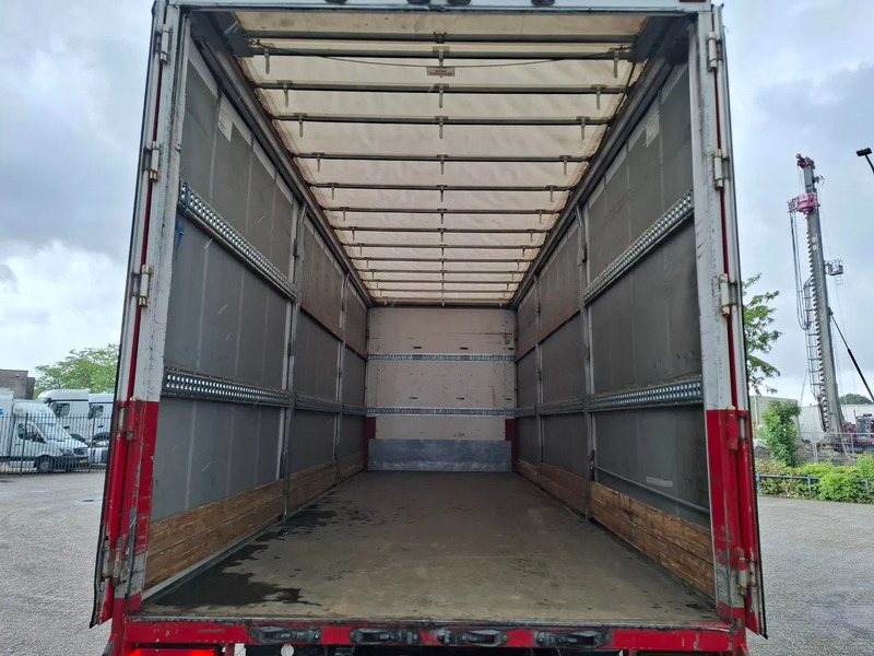 Renault T470 / CLEAN NL TRUCK / TUV:04-11-2025 / SLIDING ROOF / CURTAIN SAILS / SMART TACHO / ACC / LWDS / PLATFORM 2000KG / FRIDGE / AU - Camion fourgon: photos 5 Renault T470 / CLEAN NL TRUCK / TUV:04-11-2025 / SLIDING ROOF / CURTAIN SAILS / SMART TACHO / ACC / LWDS / PLATFORM 2000KG / FRIDGE / AU - Camion fourgon: photos 5