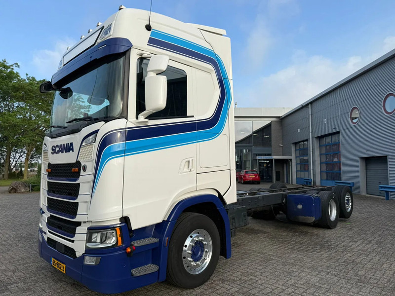 Scania NGS S500 / NL TRUCK / TUV:11-03-2026 / PARKCOOL / DOUBLE TANK / LEATHER / ALCOA / AUTOMATIC / EURO-6 / 2018 - Châssis cabine: photos 1 Scania NGS S500 / NL TRUCK / TUV:11-03-2026 / PARKCOOL / DOUBLE TANK / LEATHER / ALCOA / AUTOMATIC / EURO-6 / 2018 - Châssis cabine: photos 1
