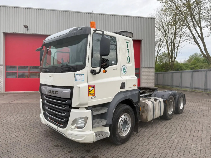 DAF CF480 / 6X4 / ENGINE RUNNING / INTARDER / HYDRAULICS / ONLY:87912 KM / FULL-AIR / DEB / ALCOA / LWDS / FRIDGE / AUTOMATIC / EURO - Tracteur routier: photos 1 DAF CF480 / 6X4 / ENGINE RUNNING / INTARDER / HYDRAULICS / ONLY:87912 KM / FULL-AIR / DEB / ALCOA / LWDS / FRIDGE / AUTOMATIC / EURO - Tracteur routier: photos 1