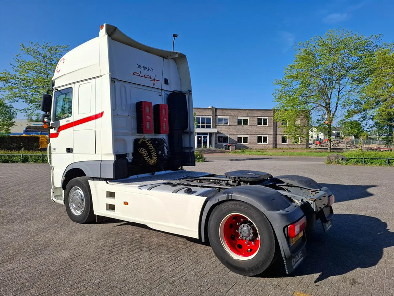 DAF XF106-460 / INTARDER / TUV:28-11-2025 / GVW:50TON / NL TRUCK / ADR / FULL SPOILER / NAVI / FRIDGE / AUTOMATIC / EURO-6 / 2014 - Tracteur routier: photos 3 DAF XF106-460 / INTARDER / TUV:28-11-2025 / GVW:50TON / NL TRUCK / ADR / FULL SPOILER / NAVI / FRIDGE / AUTOMATIC / EURO-6 / 2014 - Tracteur routier: photos 3
