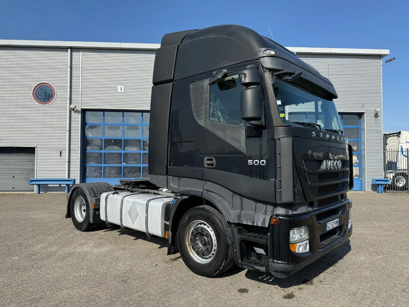 Iveco Stralis 500 / INTARDER / PARKCOOL / FRIDGE / 2XBED / AIRCO / SMART TACHO / AUTOMATIC / EURO-4 / 2008 - Tracteur routier: photos 2 Iveco Stralis 500 / INTARDER / PARKCOOL / FRIDGE / 2XBED / AIRCO / SMART TACHO / AUTOMATIC / EURO-4 / 2008 - Tracteur routier: photos 2