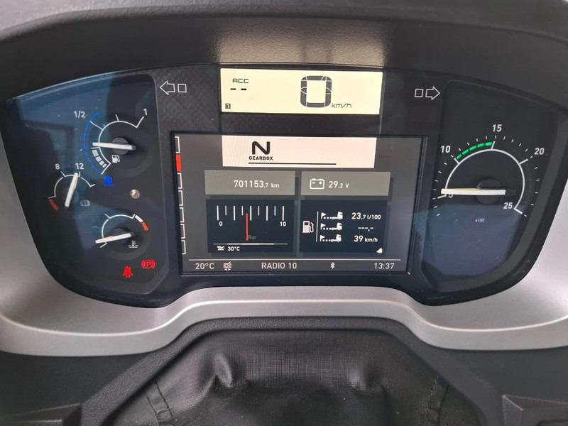 Renault T460 Comfort / CLEAN NL TRUCK / TUV:12-02-2026 / DOUBLE TANK / ACC / LWDS / FRIDGE / 2XBED / AUTOMATIC / EURO-6 / 2019 en crédit-bail Renault T460 Comfort / CLEAN NL TRUCK / TUV:12-02-2026 / DOUBLE TANK / ACC / LWDS / FRIDGE / 2XBED / AUTOMATIC / EURO-6 / 2019: photos 15