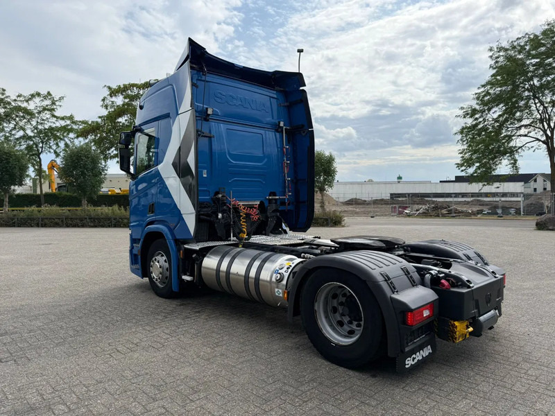 Scania NGS R410 / GERMAN TRUCK / RETARDER / LNG / ONLY: 619043 KM / I-PARKCOOL / LWDS / AUTOMATIC / EURO-6 / 2020 - Tracteur routier: photos 3 Scania NGS R410 / GERMAN TRUCK / RETARDER / LNG / ONLY: 619043 KM / I-PARKCOOL / LWDS / AUTOMATIC / EURO-6 / 2020 - Tracteur routier: photos 3