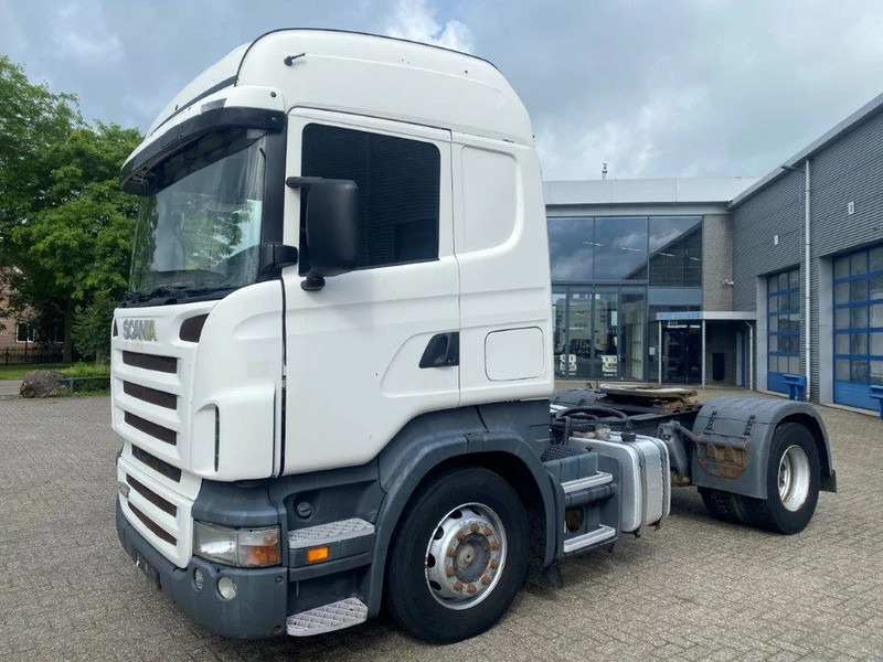 Scania R420 / RETARDER / HYDRAULICS / NO ADBLUE / MANUAL / EURO-3 / 2005 - Tracteur routier: photos 1 Scania R420 / RETARDER / HYDRAULICS / NO ADBLUE / MANUAL / EURO-3 / 2005 - Tracteur routier: photos 1