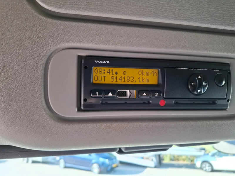 Tracteur routier Volvo FH13-400 / HYDRAULICS / NL TRUCK / TUV:14-09-2025 / GLOBETROTTER / FRIGDE / AIRCO / AUTOMATIC / EURO-5 / 2006: photos 20