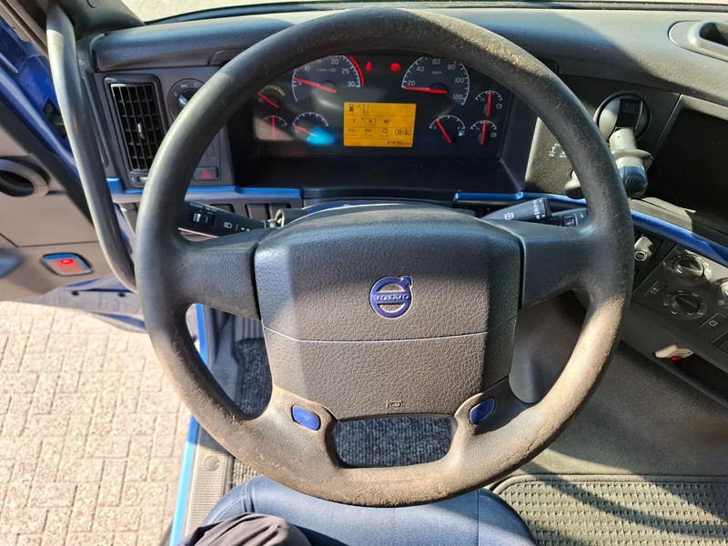 Tracteur routier Volvo FH13-400 / HYDRAULICS / NL TRUCK / TUV:14-09-2025 / GLOBETROTTER / FRIGDE / AIRCO / AUTOMATIC / EURO-5 / 2006: photos 13