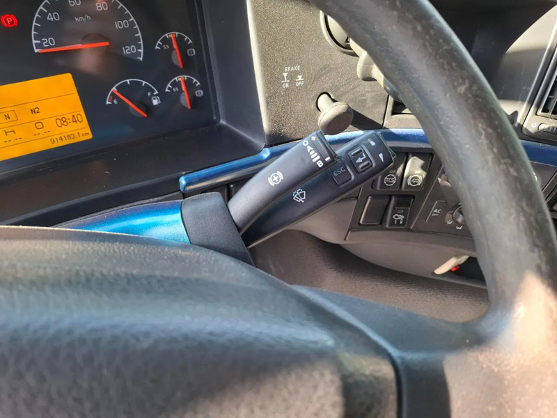 Tracteur routier Volvo FH13-400 / HYDRAULICS / NL TRUCK / TUV:14-09-2025 / GLOBETROTTER / FRIGDE / AIRCO / AUTOMATIC / EURO-5 / 2006: photos 15