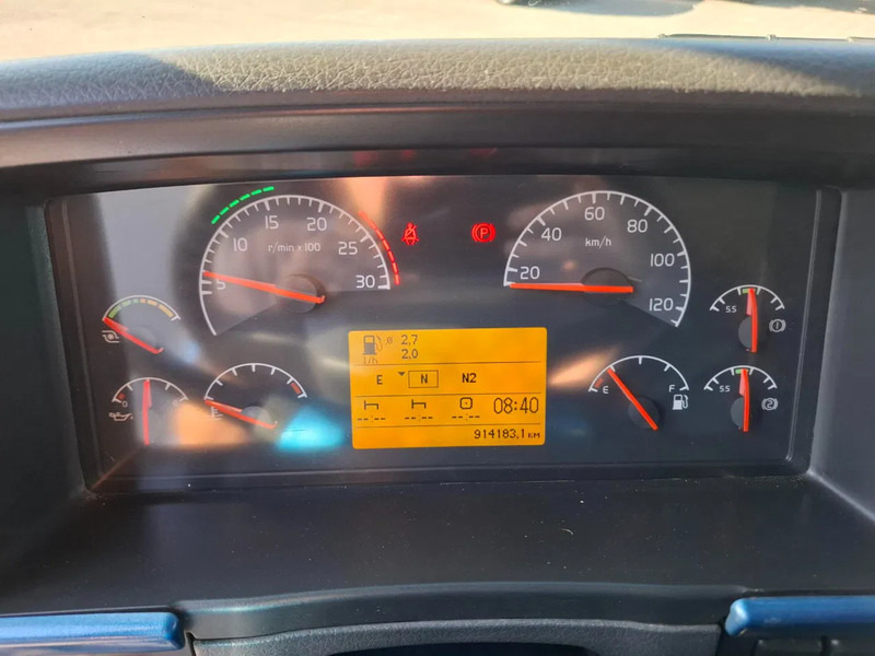 Tracteur routier Volvo FH13-400 / HYDRAULICS / NL TRUCK / TUV:14-09-2025 / GLOBETROTTER / FRIGDE / AIRCO / AUTOMATIC / EURO-5 / 2006: photos 16