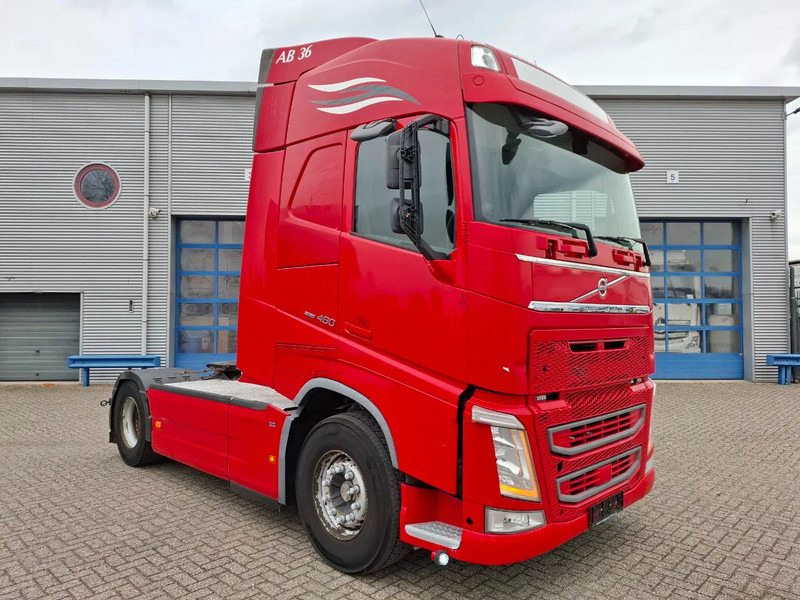 Volvo FH4-460 / VEB+ / ONLY:558238 KM / NAVI / ACC / LWDS / FRIDGE / SIDESKIRTS / AUTOMATIC / EURO-6 / 2017 - Tracteur routier: photos 2 Volvo FH4-460 / VEB+ / ONLY:558238 KM / NAVI / ACC / LWDS / FRIDGE / SIDESKIRTS / AUTOMATIC / EURO-6 / 2017 - Tracteur routier: photos 2