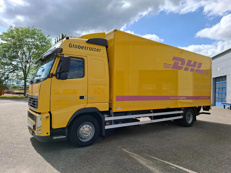 Volvo FH13-420 / NL TRUCK / TUV:29-07-2025 / PLATFORM 2000KG / AIRCO / FRIDGE / AUTOMATIC / EURO-5 / 2010 - Camion fourgon: photos 1 Volvo FH13-420 / NL TRUCK / TUV:29-07-2025 / PLATFORM 2000KG / AIRCO / FRIDGE / AUTOMATIC / EURO-5 / 2010 - Camion fourgon: photos 1