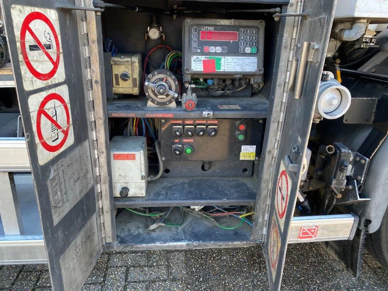 Volvo FL7-290 / 5 COMPARTIMENTS / 13000 LITER TOTAL / PUMP / AUTOMATIC / EURO-5 / 2009 en crédit-bail Volvo FL7-290 / 5 COMPARTIMENTS / 13000 LITER TOTAL / PUMP / AUTOMATIC / EURO-5 / 2009: photos 13