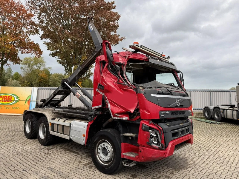Volvo FMX4-500 / ENGINE RUNNING / VEB+ / 6X4 / BIG AXLE / AJK 20 TON HOOKLIFT / ONLY:276433 KM / AUTOMATIC / EURO-6 / 2020 - Camion ampliroll: photos 3 Volvo FMX4-500 / ENGINE RUNNING / VEB+ / 6X4 / BIG AXLE / AJK 20 TON HOOKLIFT / ONLY:276433 KM / AUTOMATIC / EURO-6 / 2020 - Camion ampliroll: photos 3