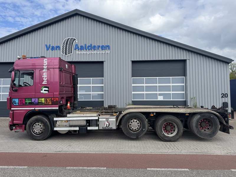 DAF XF-510 8x2 Chassis, Manual - Châssis cabine: photos 2 DAF XF-510 8x2 Chassis, Manual - Châssis cabine: photos 2