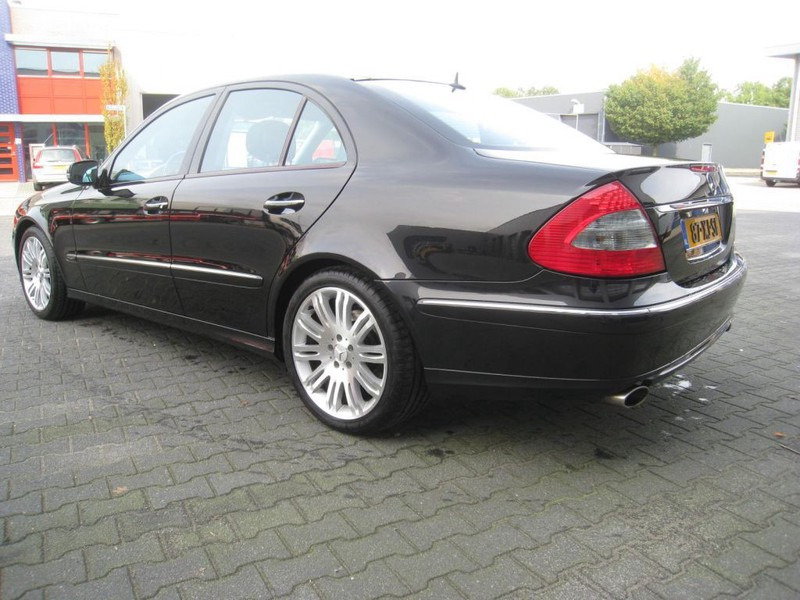 Mercedes-Benz E-Klasse 280 CDI, Sport - Berline: photos 4 Mercedes-Benz E-Klasse 280 CDI, Sport - Berline: photos 4