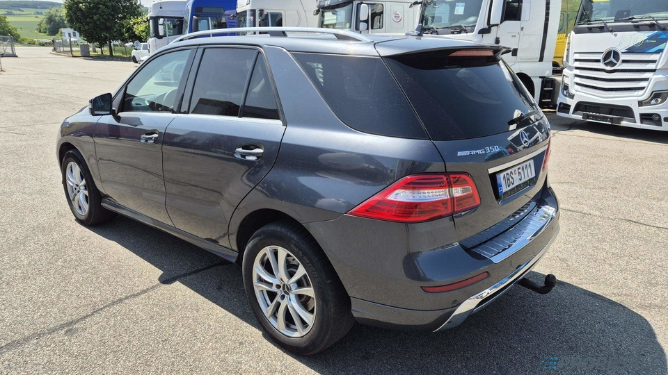 MERCEDES-BENZ ML 350 BLUETEC 4MATIC - Voiture: photos 3 MERCEDES-BENZ ML 350 BLUETEC 4MATIC - Voiture: photos 3