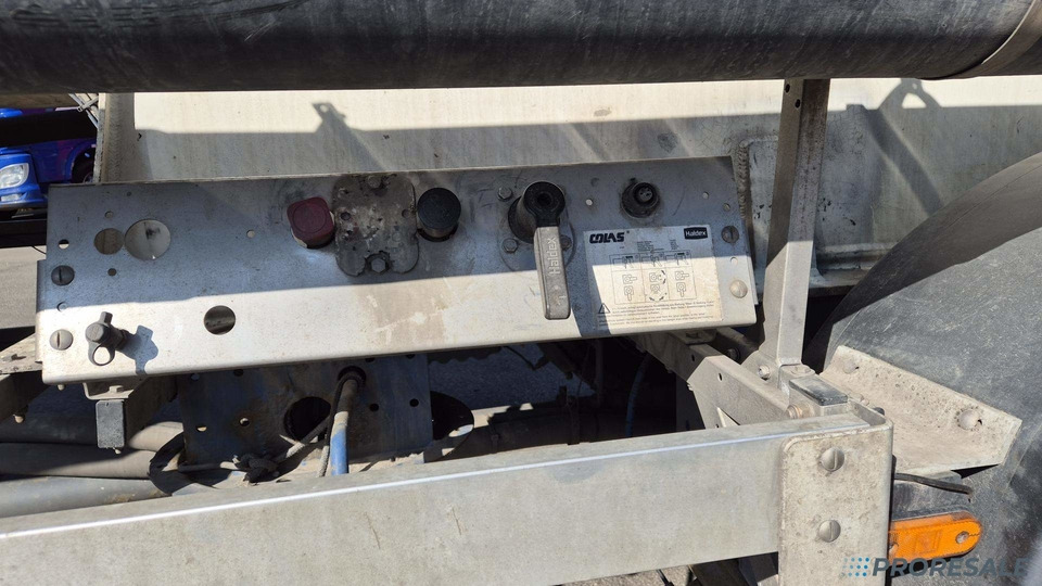 OSTATNÍ FELDBINDER EUT 40.3 SILOCISTERNA - 2 komory - 40 m3 en crédit-bail OSTATNÍ FELDBINDER EUT 40.3 SILOCISTERNA - 2 komory - 40 m3: photos 7