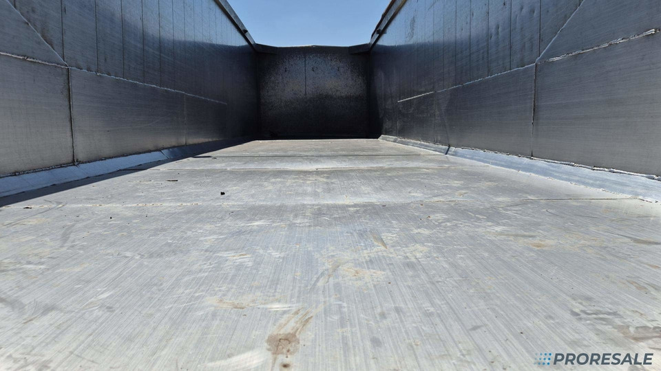 SCHWARZMÜLLER KIS 3/E - sklápěč 50 m3 - Fe / Al - Semi-remorque benne: photos 4 SCHWARZMÜLLER KIS 3/E - sklápěč 50 m3 - Fe / Al - Semi-remorque benne: photos 4