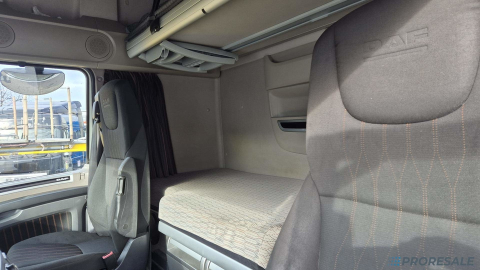 DAF XF 450 FT LOW DECK SSC EURO 6 - Tracteur routier: photos 5 DAF XF 450 FT LOW DECK SSC EURO 6 - Tracteur routier: photos 5