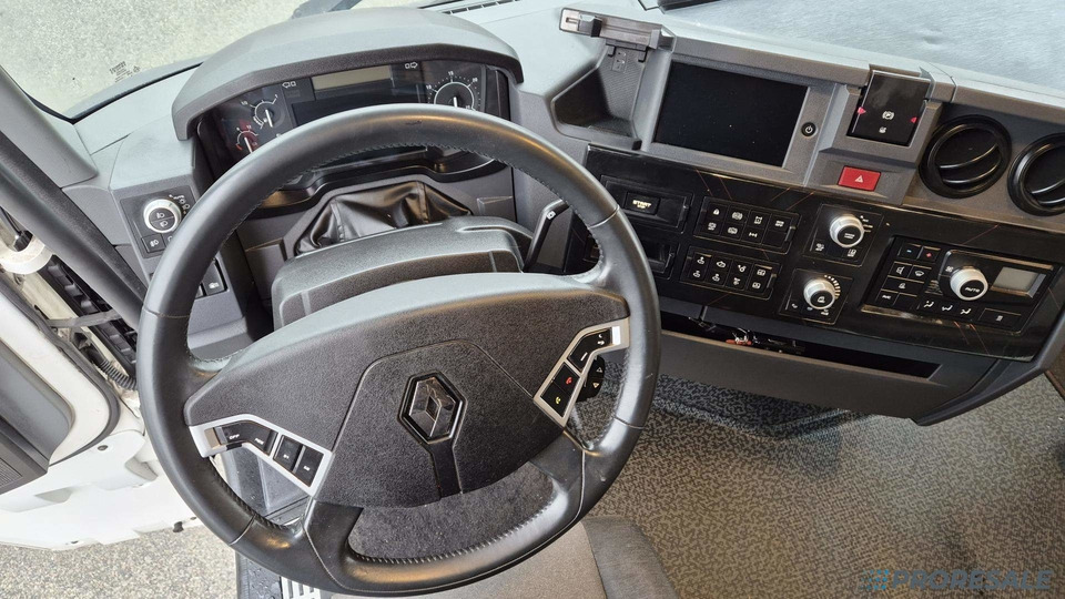 RENAULT T 520 HD001 EURO 6 + HYDRAULIKA - Tracteur routier: photos 4 RENAULT T 520 HD001 EURO 6 + HYDRAULIKA - Tracteur routier: photos 4