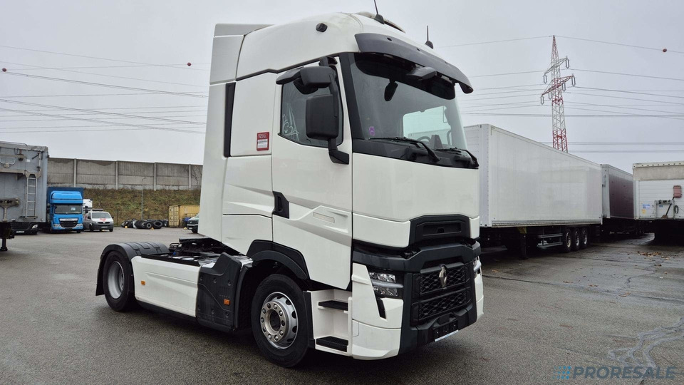 RENAULT T 520 HD001 EURO 6 + HYDRAULIKA - Tracteur routier: photos 1 RENAULT T 520 HD001 EURO 6 + HYDRAULIKA - Tracteur routier: photos 1