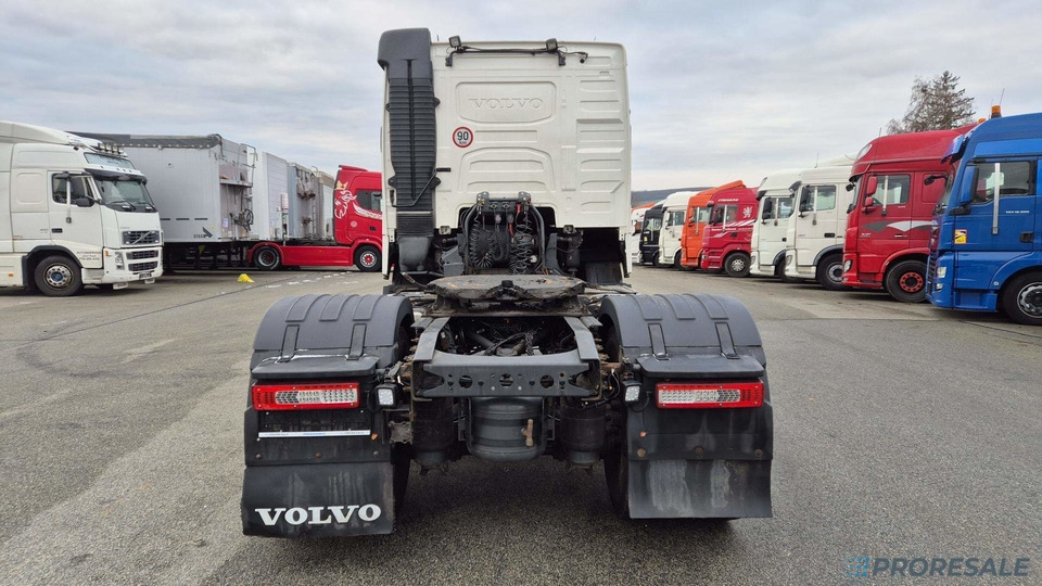VOLVO FH 500 EURO 6 + HYDRAULIKA - Tracteur routier: photos 3 VOLVO FH 500 EURO 6 + HYDRAULIKA - Tracteur routier: photos 3