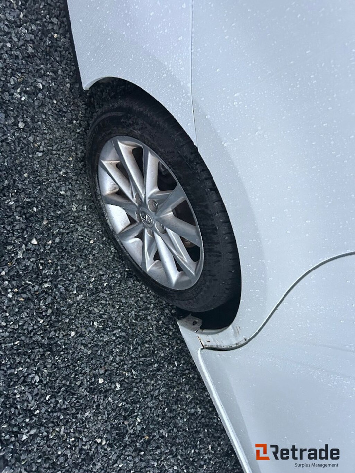 Voiture 2015 Personbil TOYOTA PRIUS PLUS 7 seter EU-Godkjent: photos 21 Voiture 2015 Personbil TOYOTA PRIUS PLUS 7 seter EU-Godkjent: photos 21