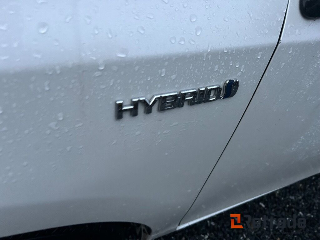 Voiture 2015 Personbil TOYOTA PRIUS PLUS 7 seter EU-Godkjent: photos 17 Voiture 2015 Personbil TOYOTA PRIUS PLUS 7 seter EU-Godkjent: photos 17