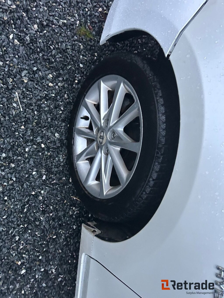 Voiture 2015 Personbil TOYOTA PRIUS PLUS 7 seter EU-Godkjent: photos 16 Voiture 2015 Personbil TOYOTA PRIUS PLUS 7 seter EU-Godkjent: photos 16