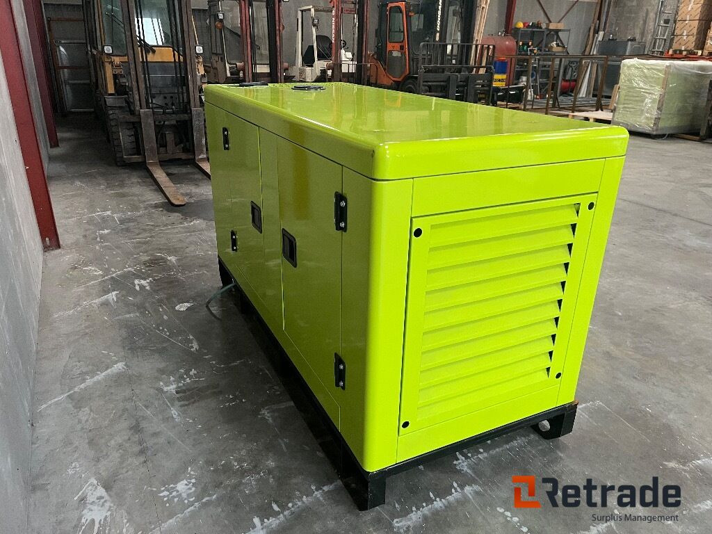 Generator Compal Power VG-R30 Generator - Engins de chantier: photos 5 Generator Compal Power VG-R30 Generator - Engins de chantier: photos 5