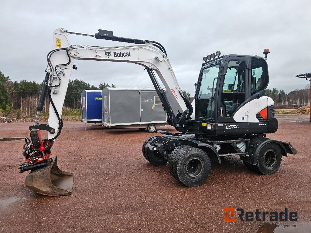 Hjulgrävare Bobcat E57W - Engins de chantier: photos 1 Hjulgrävare Bobcat E57W - Engins de chantier: photos 1