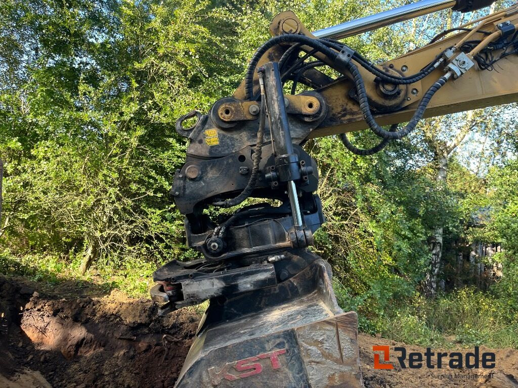 Gravemaskine CAT 330 NG Gravemaskine - Pelle sur chenille: photos 2 Gravemaskine CAT 330 NG Gravemaskine - Pelle sur chenille: photos 2