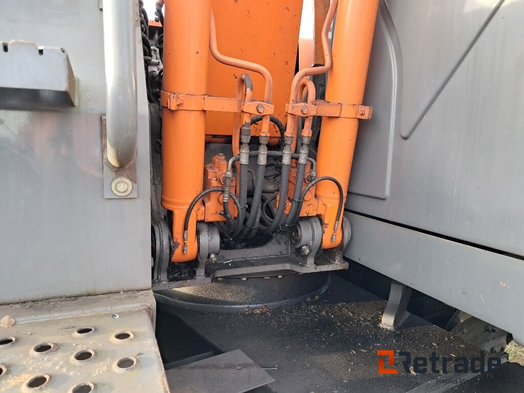 Pelle sur pneus Gravemaskine Hitachi ZX 140W-3: photos 16 Pelle sur pneus Gravemaskine Hitachi ZX 140W-3: photos 16