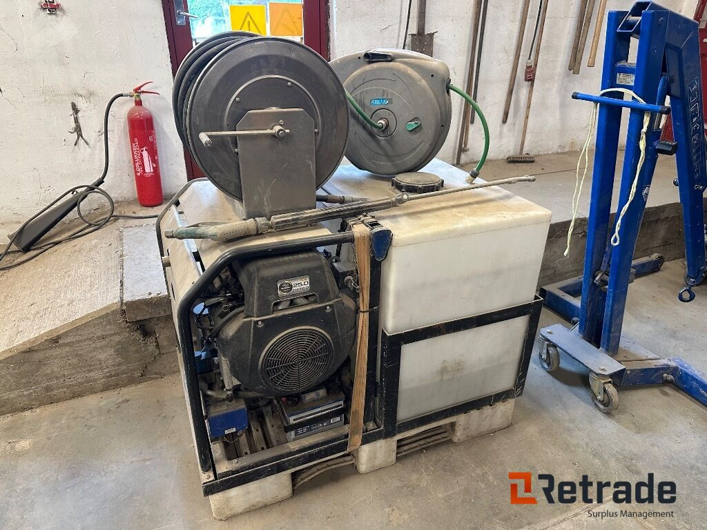 Højtryks spuler - Nettoyeur haute pression: photos 1 Højtryks spuler - Nettoyeur haute pression: photos 1