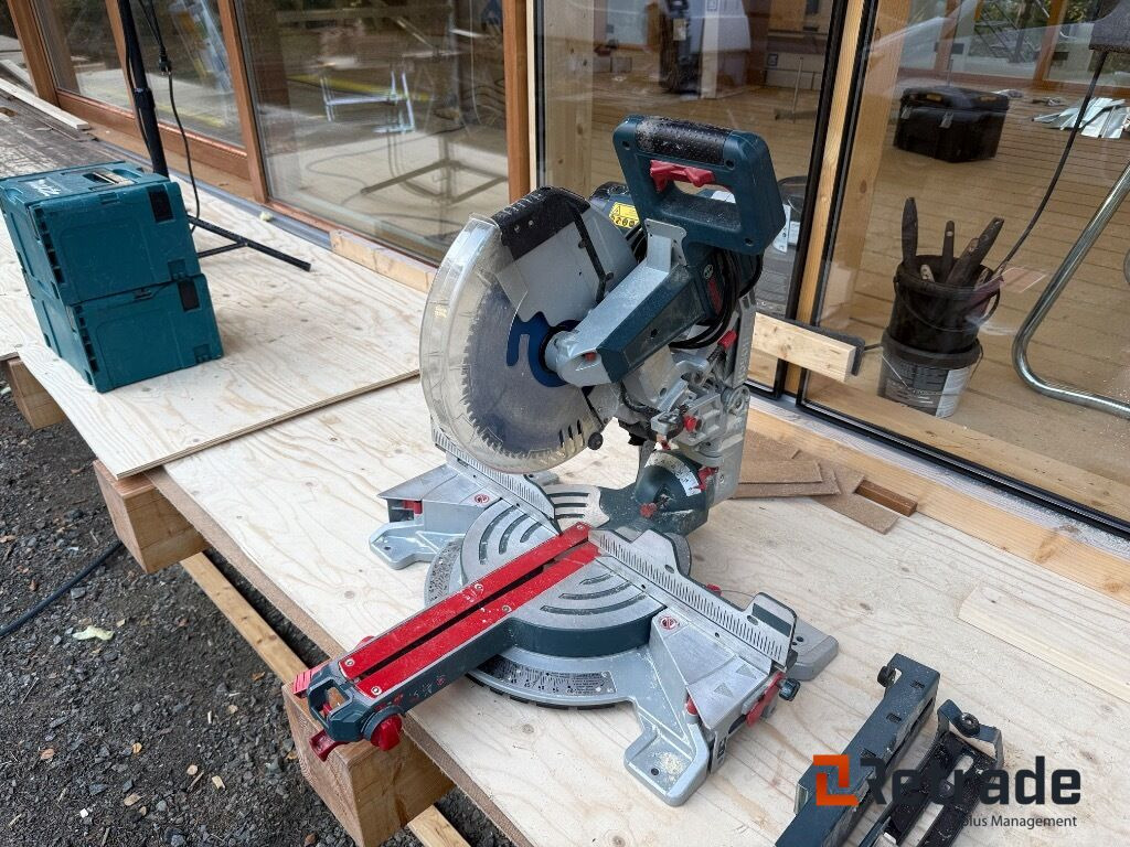 Kap/Girsåg Bosch GCM12GDL - Matériel de chantier: photos 2 Kap/Girsåg Bosch GCM12GDL - Matériel de chantier: photos 2