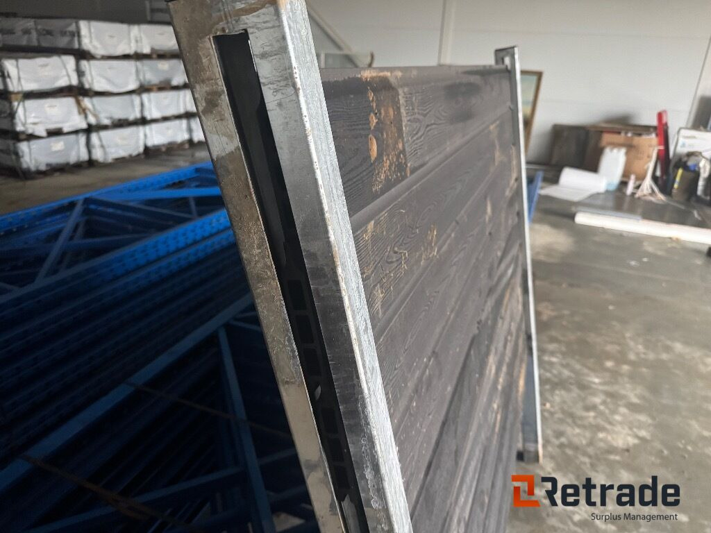 Kirkedahl Komposithegn 10 fag (sort) - Matériel de chantier: photos 3 Kirkedahl Komposithegn 10 fag (sort) - Matériel de chantier: photos 3