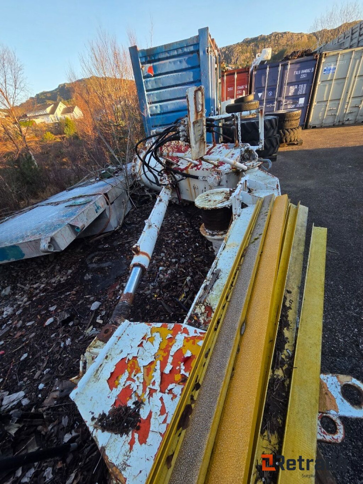 Kran MH 8/1,5 - Portique de manutention: photos 1 Kran MH 8/1,5 - Portique de manutention: photos 1