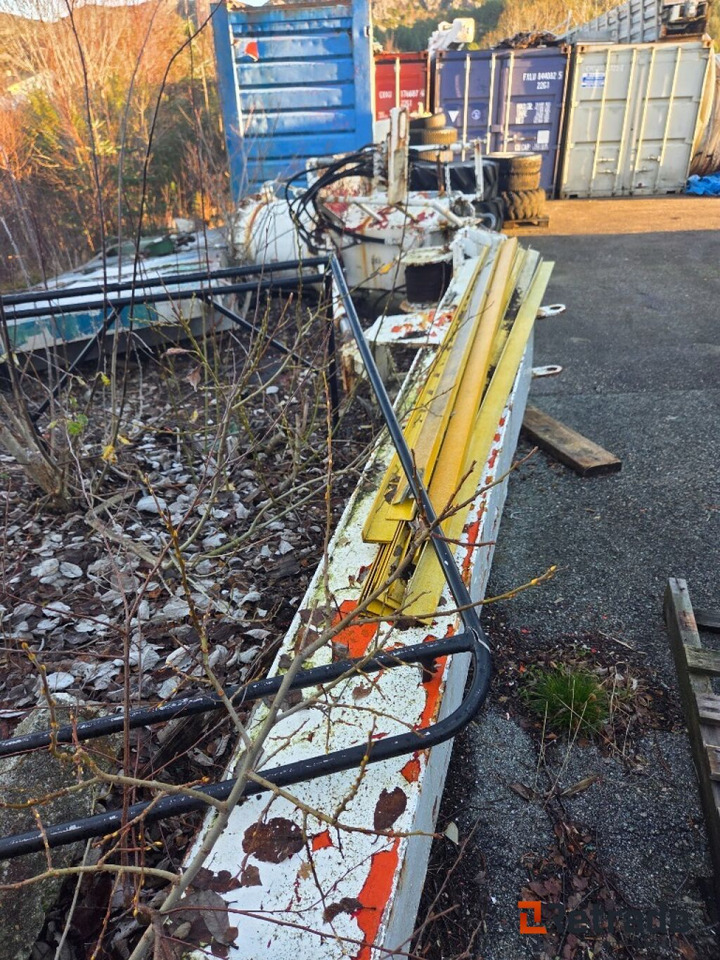 Kran MH 8/1,5 - Portique de manutention: photos 3 Kran MH 8/1,5 - Portique de manutention: photos 3