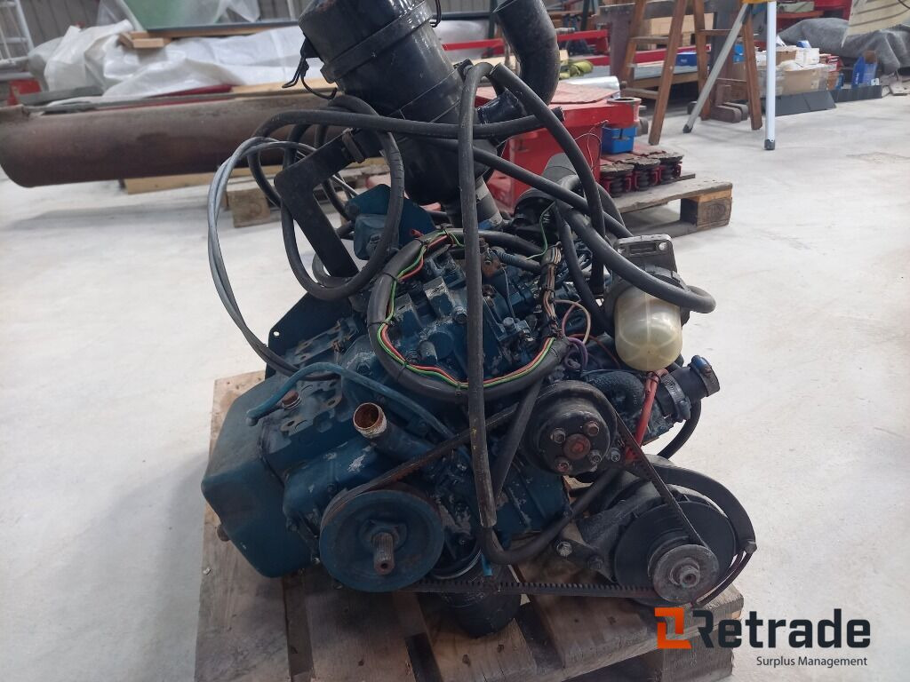Kubota D150 motor - Moteur pour Engins de chantier: photos 2 Kubota D150 motor - Moteur pour Engins de chantier: photos 2
