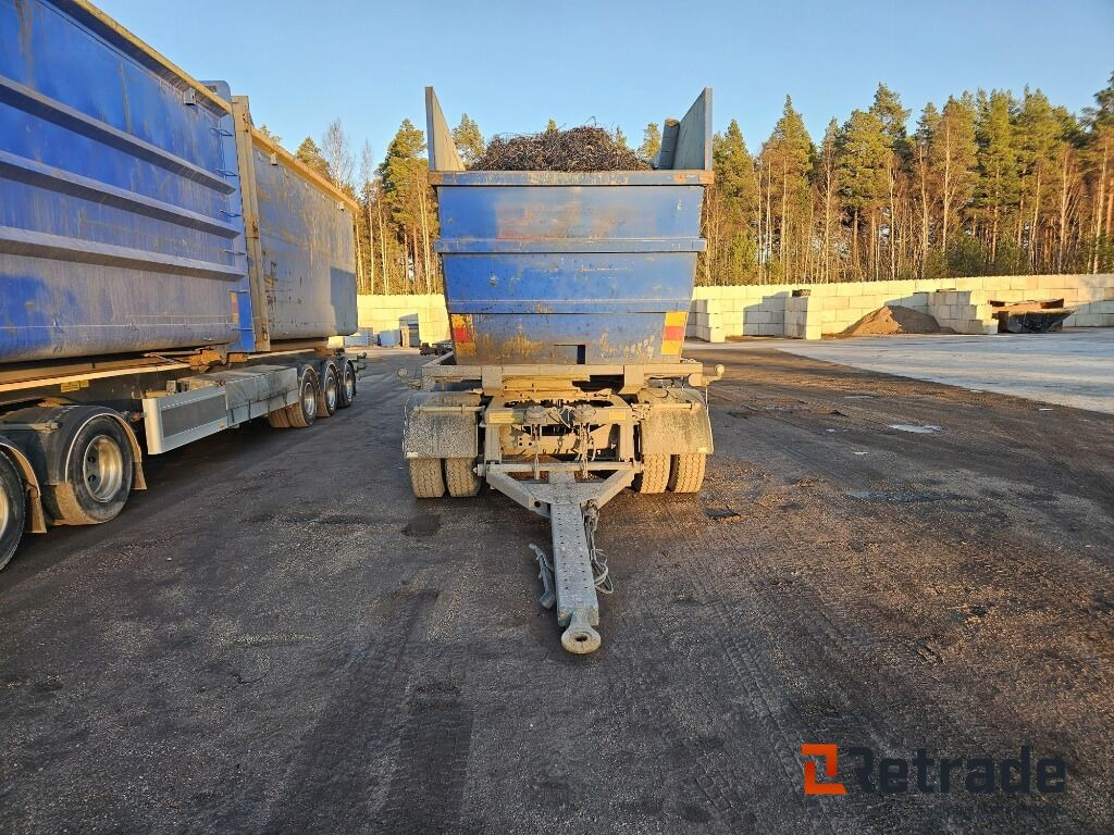 Liftdumpersläp Kilafors 4-axlad - Remorque ampliroll/ Multibenne: photos 2 Liftdumpersläp Kilafors 4-axlad - Remorque ampliroll/ Multibenne: photos 2
