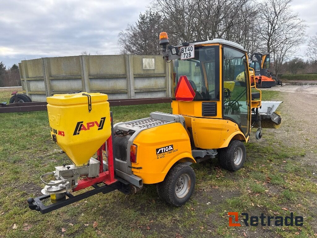 STIGA TITAN 740DCR - Machine agricole: photos 5 STIGA TITAN 740DCR - Machine agricole: photos 5