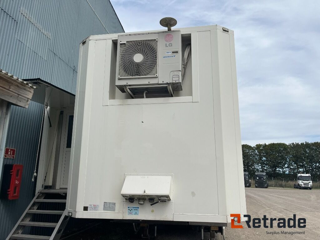 Trailer HMK S 43014 - MST 14/2 Expandable klinik trailer - Semi-remorque, Véhicule de voirie/ Spécial: photos 3 Trailer HMK S 43014 - MST 14/2 Expandable klinik trailer - Semi-remorque, Véhicule de voirie/ Spécial: photos 3