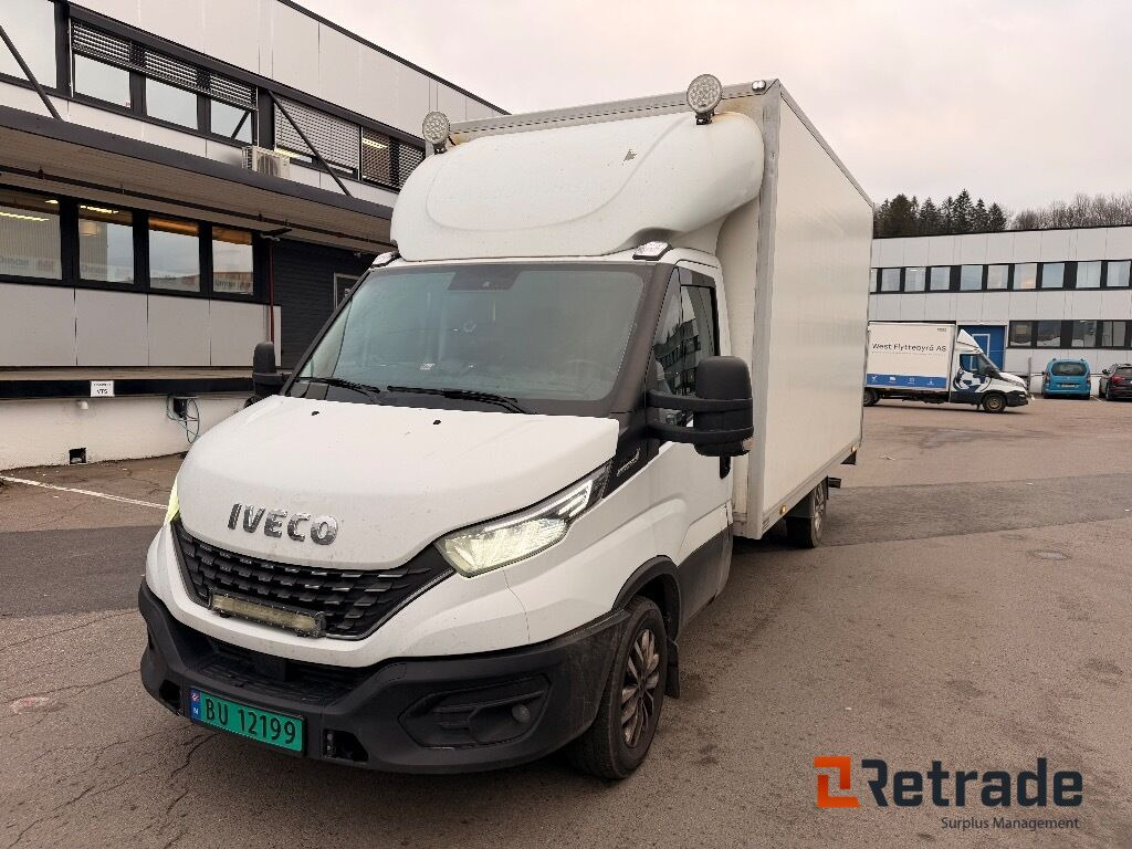 Skapbil IVECO 35S16 (parkert i Oslo) - Fourgon grand volume: photos 1 Skapbil IVECO 35S16 (parkert i Oslo) - Fourgon grand volume: photos 1