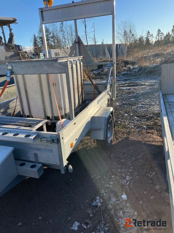 Tysse Skiltvogn - Matériel de chantier, Remorque: photos 2 Tysse Skiltvogn - Matériel de chantier, Remorque: photos 2